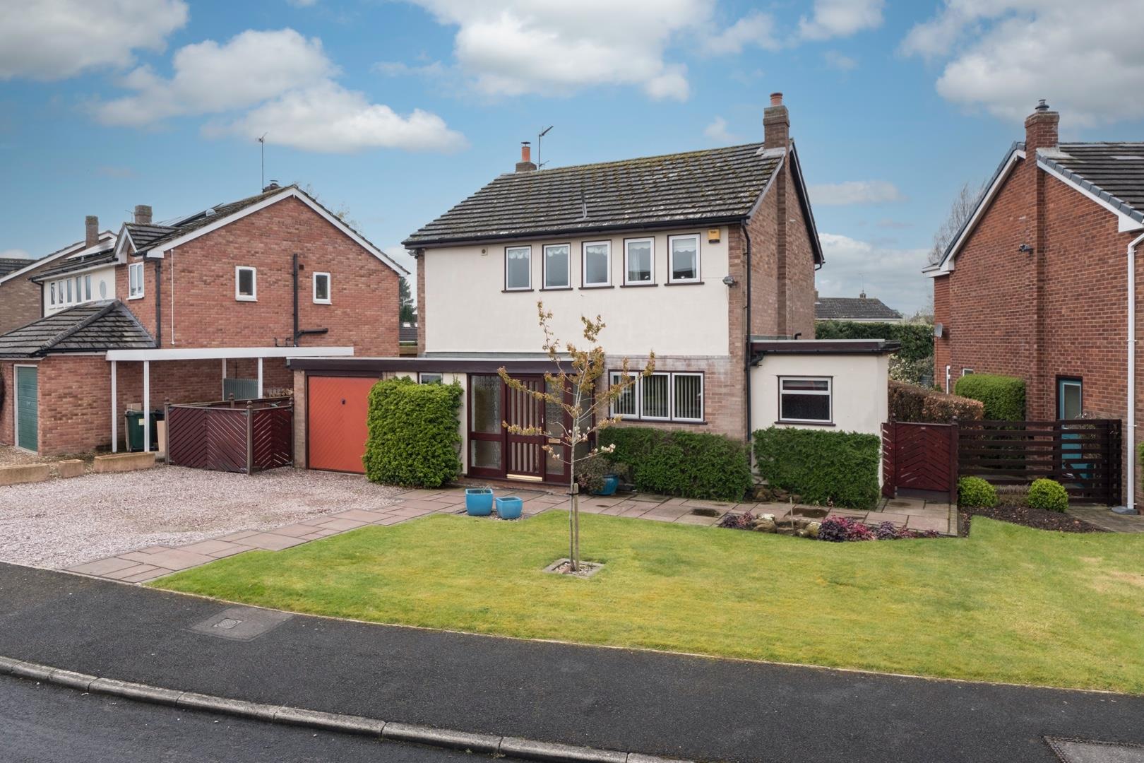 3 bedroom  Detached House for Sale in Tattenhall