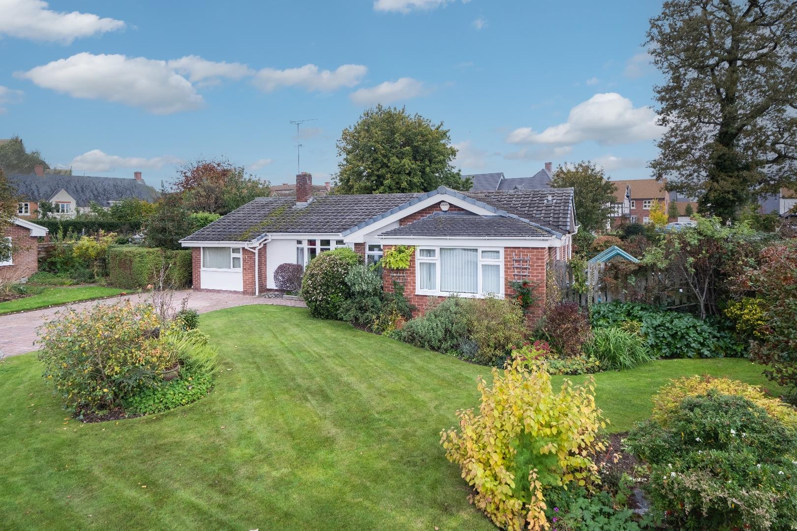 3 bedroom  Detached Bungalow for Sale in Tattenhall