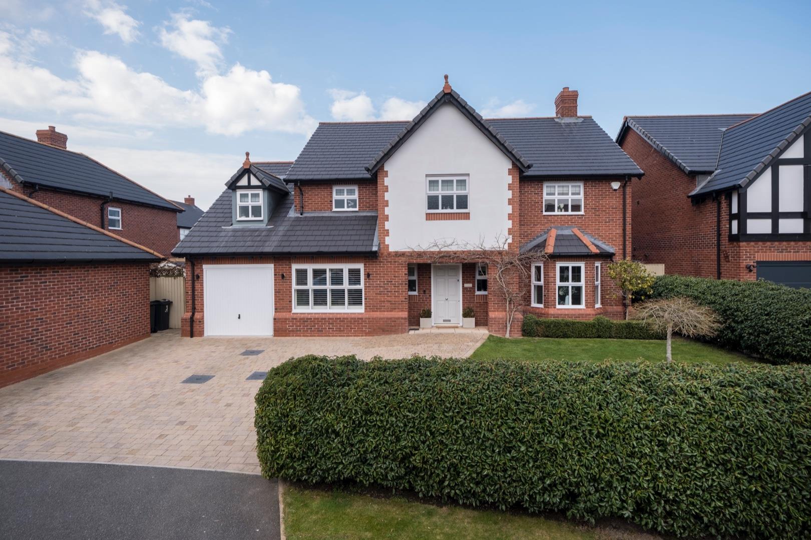 5 bedroom  Detached House for Sale in Saighton