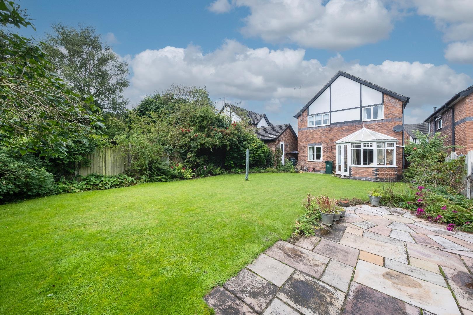 4 bedroom  Detached House for Sale in Tarvin