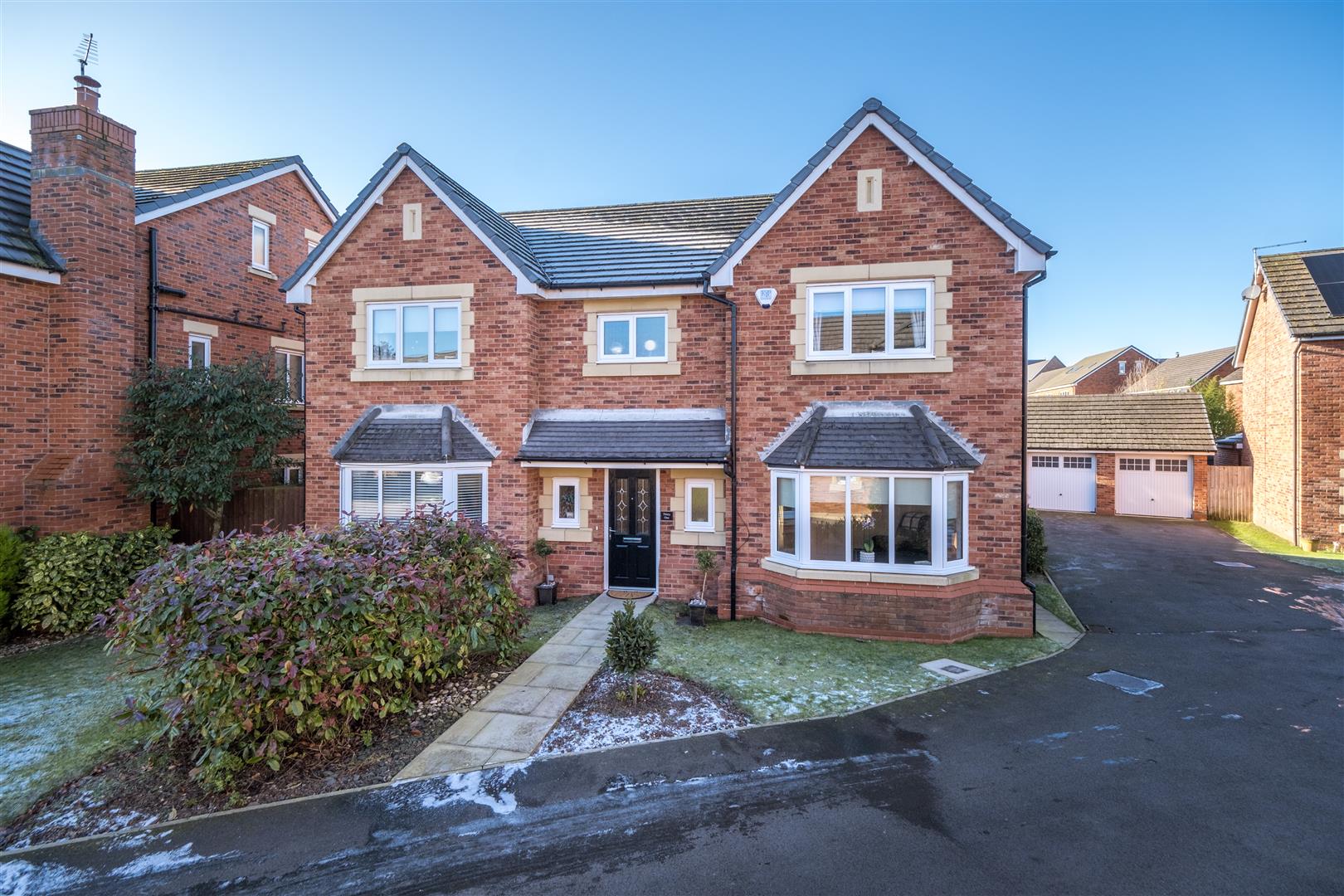 5 bedroom  Detached House for Sale in Northwich