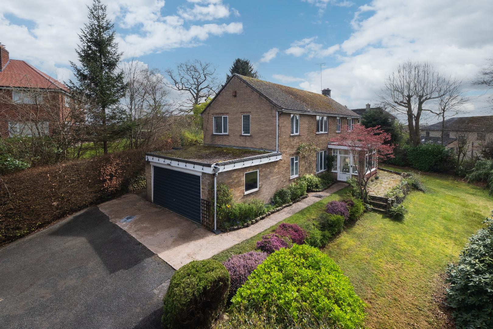 5 bedroom  Detached House for Sale in Northwich